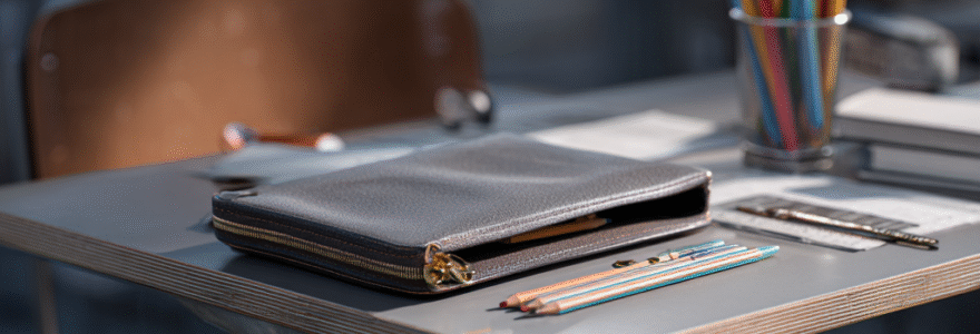 Helen Cox Marketing and Business Development Consultant and AI trainer for Professional Services and B2B firms in the UK London and Kent